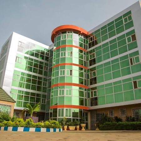 Hotel Univers 3 Aeroport Luxe Niamey Kültér fotó